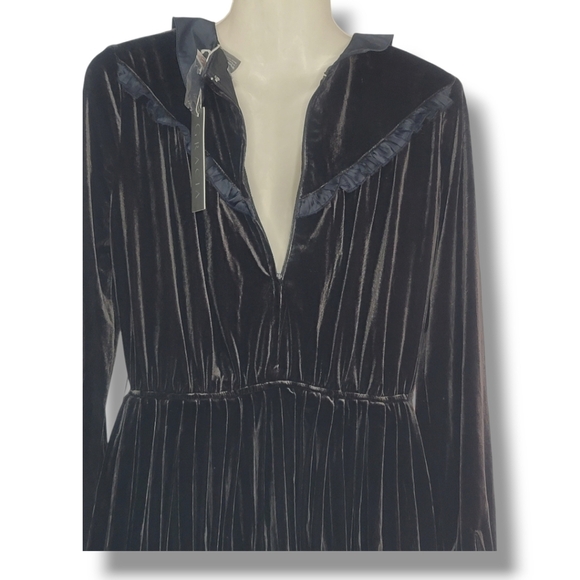 ✨️NWT✨️ GRACIA - Small Dressy Black Velvet Tunic - Picture 5 of 8
